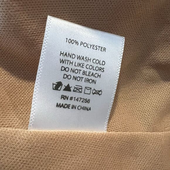 Simply Southern Sunflower Top Large - Picture 5 of 6